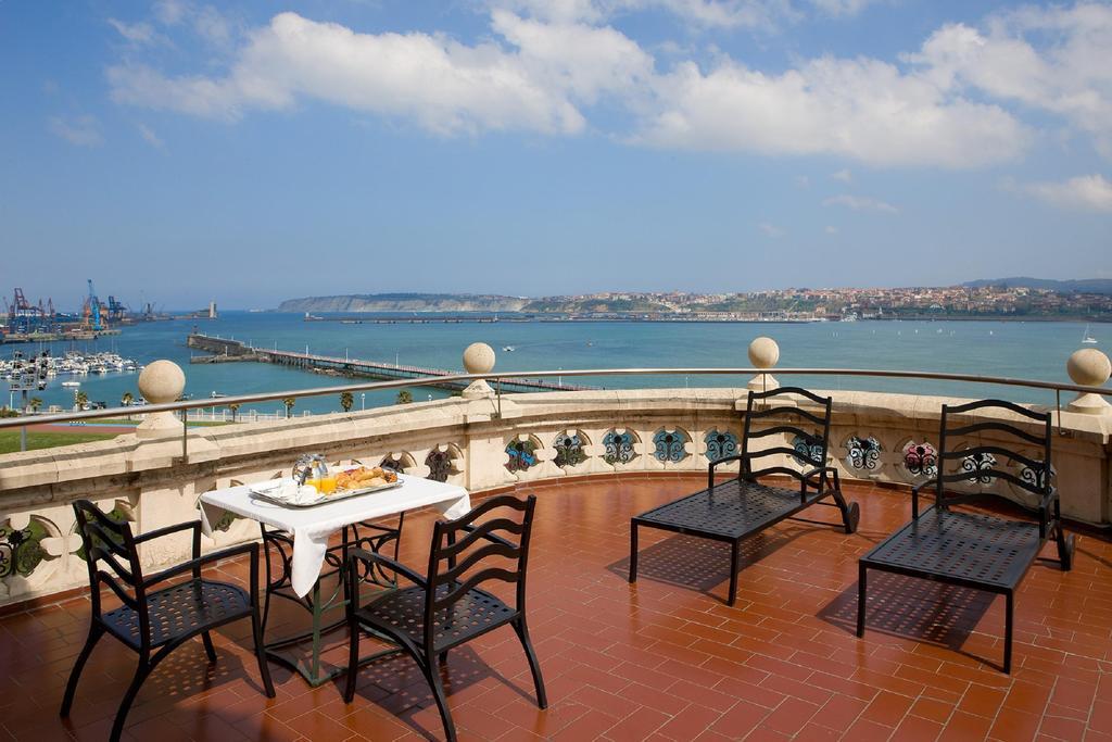 Hotel Urh Palacio De Oriol Santurtzi Room photo